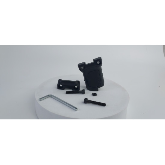 SI Style Short Slanted Foregrip